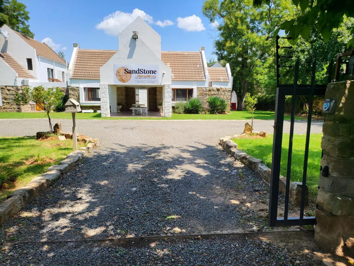 Sandstone Kroonstad Extérieur photo