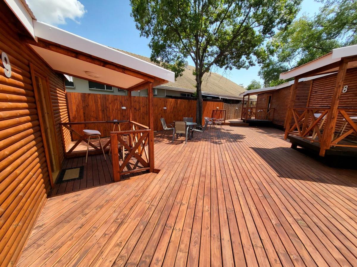 Sandstone Kroonstad Extérieur photo